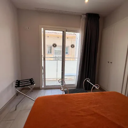 Apart-hotel Comfort 3*