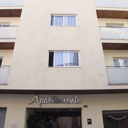 Ξενοδοχείο με διαμερίσματα Comfort Καλέλα