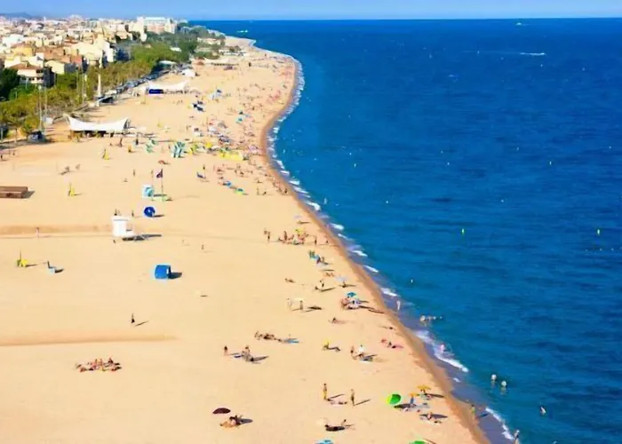 Comfort מלון דירות 4*